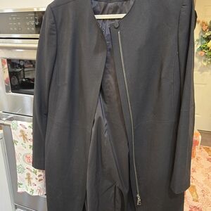 Classique enter black zip up jacket